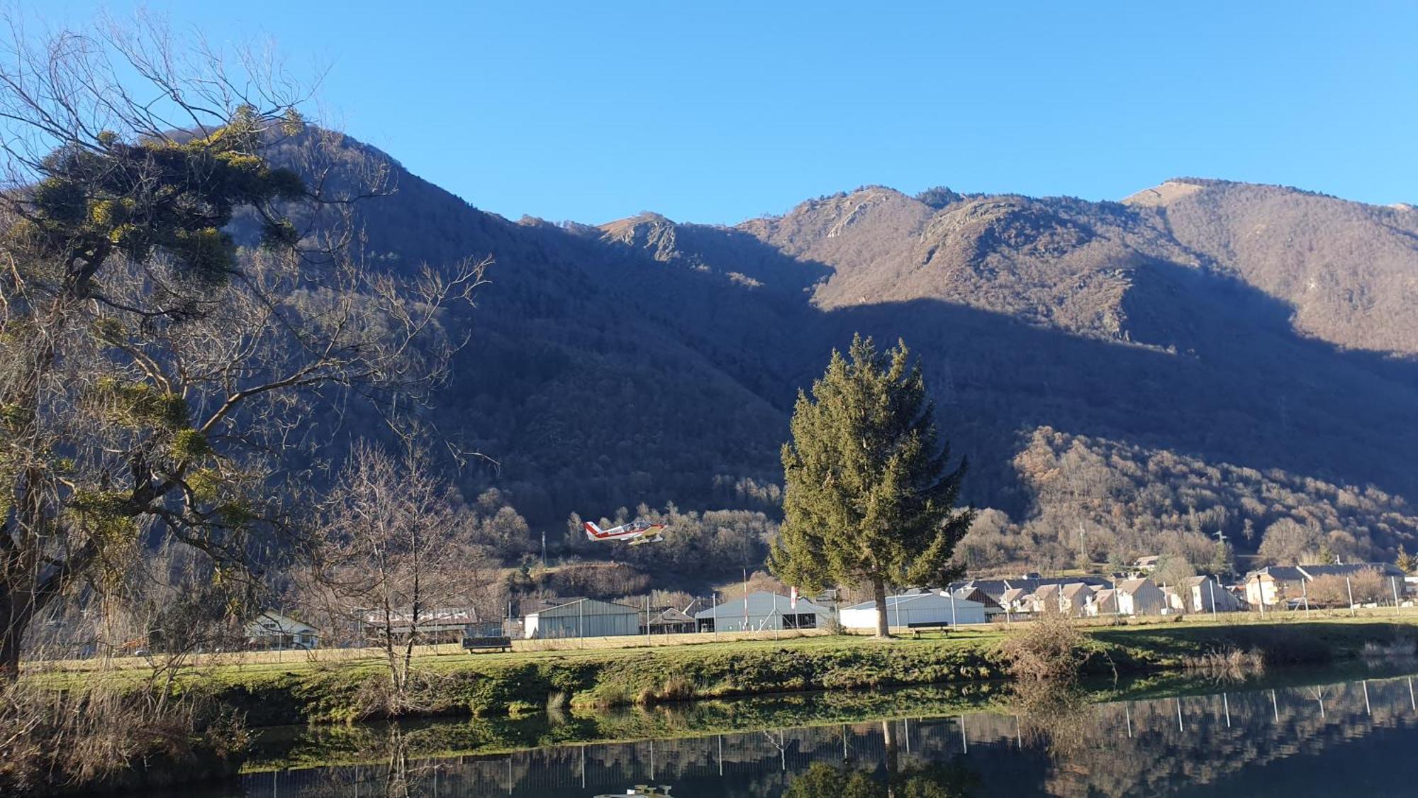 Bel Appartement Luchon Centre Wifi - Climatisation 6 Couchages Bagneres-de-Luchon Exterior photo